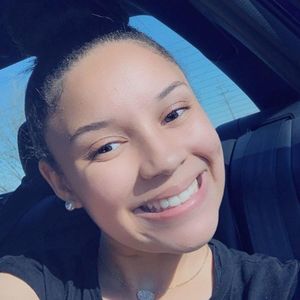 Meet your Posher, Jada